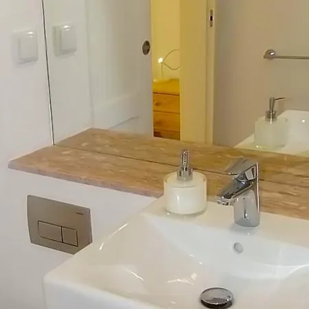 Flores Terrace 아파트 *