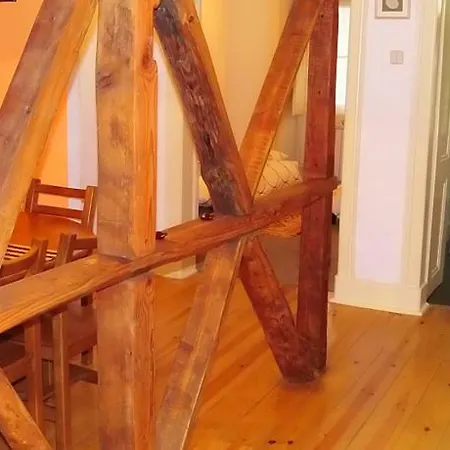 Flores Terrace 아파트