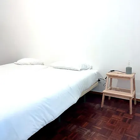 Flores Terrace Apartman *