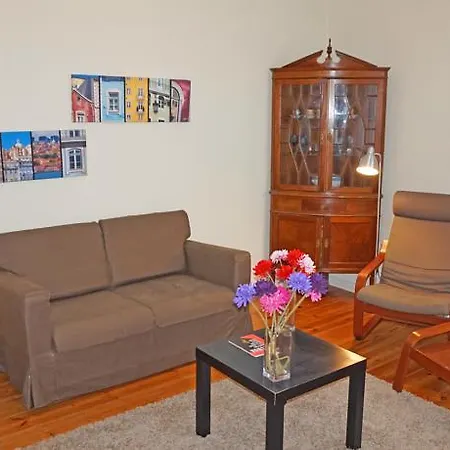 Apartment Flores Terrace Lisbon