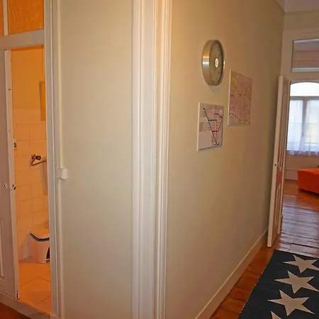 Flores Terrace Apartman *