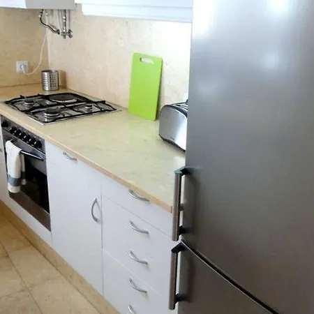 Flores Terrace Apartman *