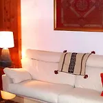 Flores Terrace